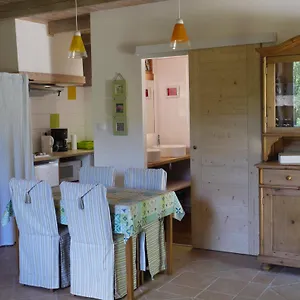  Bed & Breakfast Les Jardins De Lumiere France